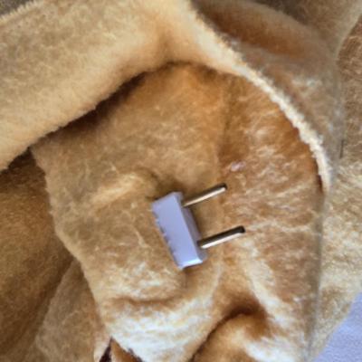 Vintage Yellow Heated Blanket