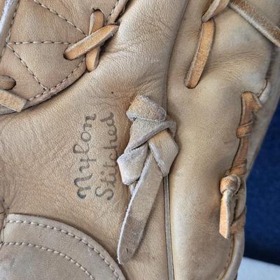 Wilson A2134 Glove