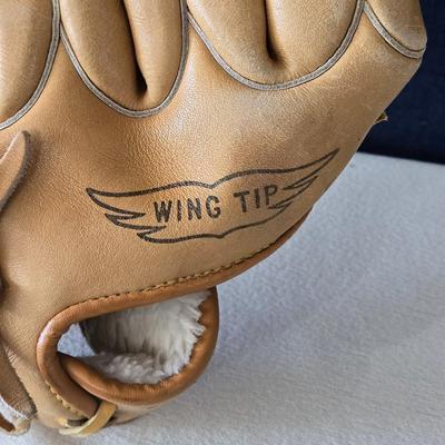 Rawlings Softball Glove