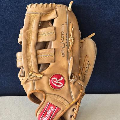 Rawlings Softball Glove