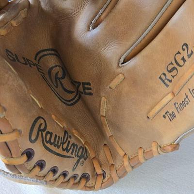 Rawlings Softball Glove