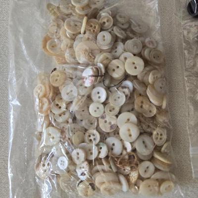 Antique & Vintage Metal, Plastic, and Shell Buttons