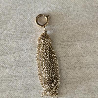 Vintage Pendants, Pins, and Brooches