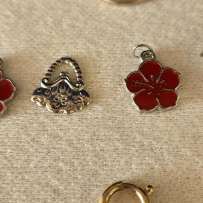 Vintage Pendants, Pins, and Brooches