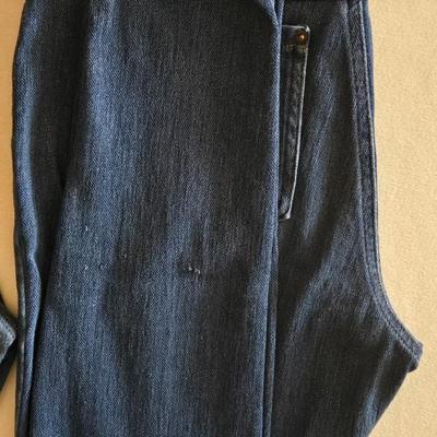 (2) Jeggins