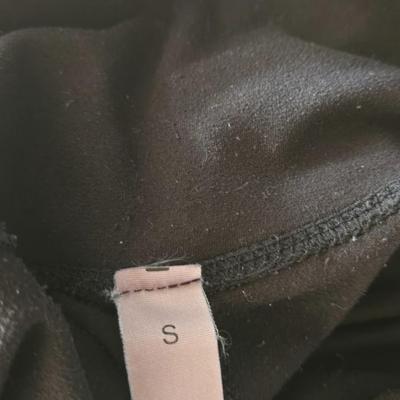 One Lula Roe Leggings and One Black Leggings
