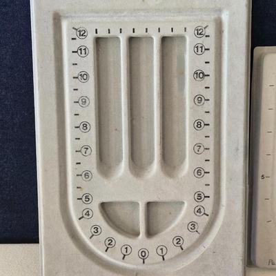 (3) Bead Trays