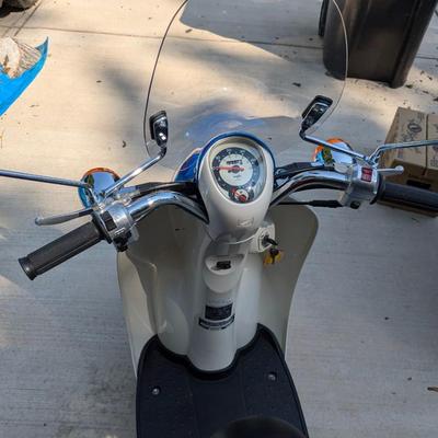 2009 Honda Metropolitan Scooter Only 2419 Miles!