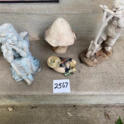 Outdoor Lot