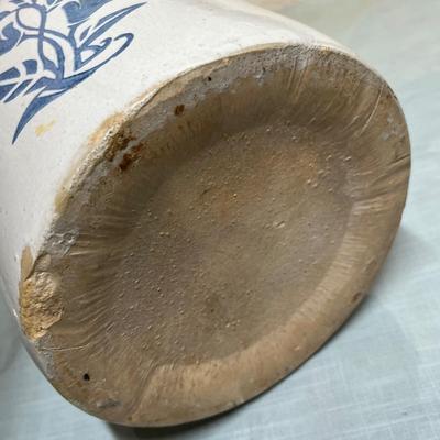 Lot 452 Antique Crock