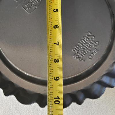Spring Pan and Tart Pan