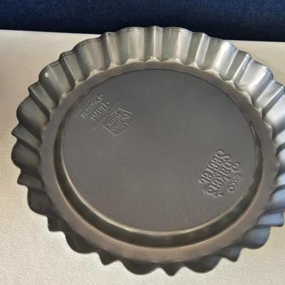 Spring Pan and Tart Pan