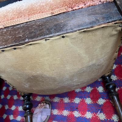 Lot 455 Eastlake Side Chair