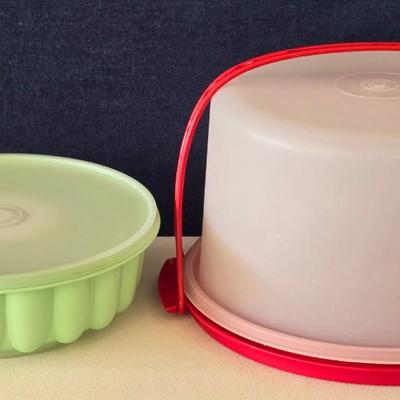 Tupperware Cake Taker and Jello Mold Bowl