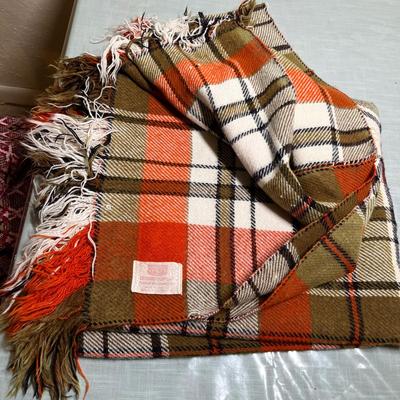 Lot 459 Vintage Throw