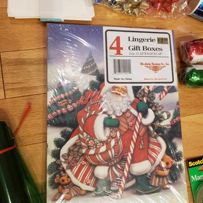 Handmade Holiday Cards, Gift Wrapping and More (LLR-KD)