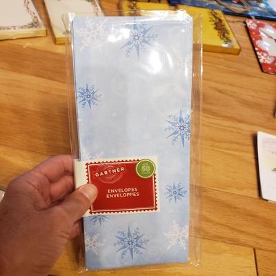 Handmade Holiday Cards, Gift Wrapping and More (LLR-KD)