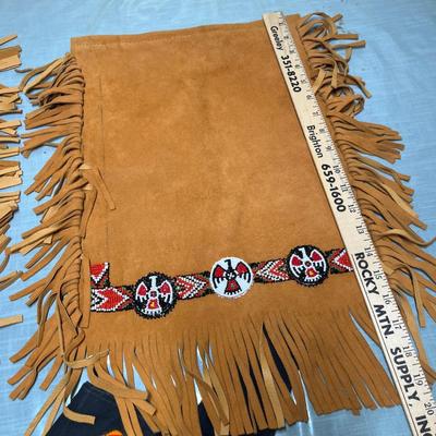 Lot 473 Western items