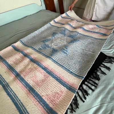 Lot 475 Small blankets