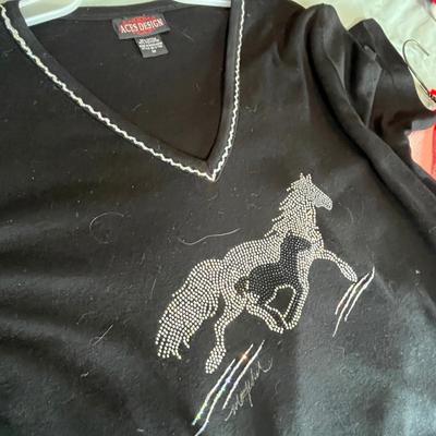 Lot 481 Large lot of ladies tops