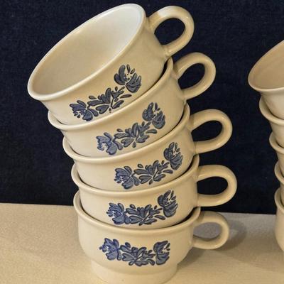 PFALTZGRAFF Dish Set