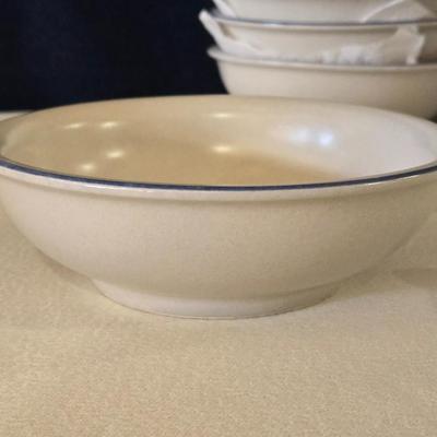 PFALTZGRAFF Dish Set