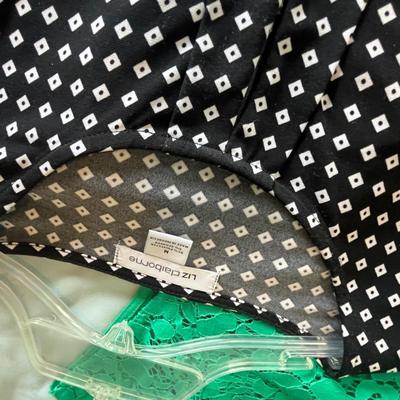 Lot 482 Ladies blouses