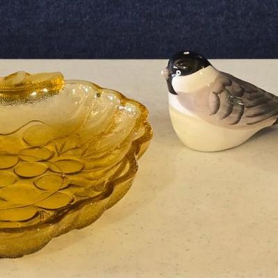 Carnival Glass Yellow Grape Dish and Bird Salt & Pepper Shakers