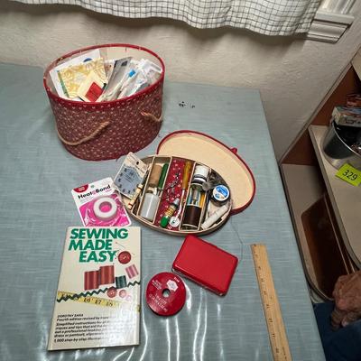 Lot 505 Sewing basket full
