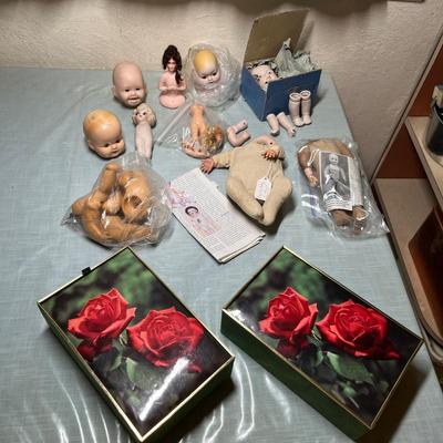 Lot 522 Doll parts