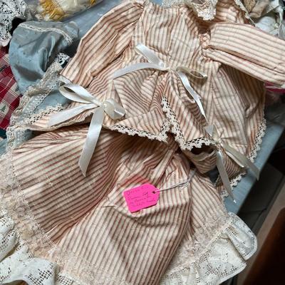 Lot 524 Doll Clothing
