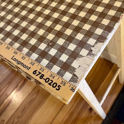 Lot 531 Folding Sewing Table