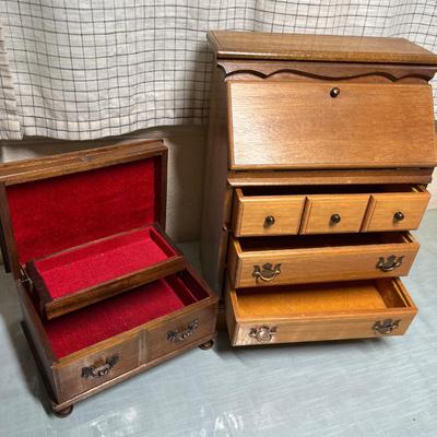Lot 537 Jewelry Boxes
