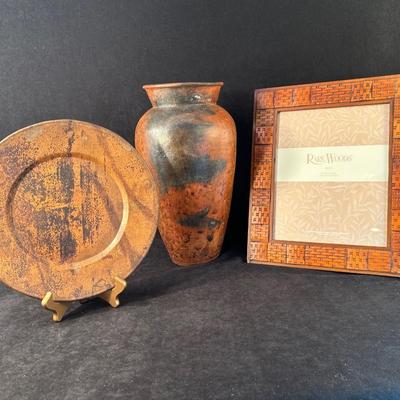 Lot 163, Rust Colored Home Decor Pieces