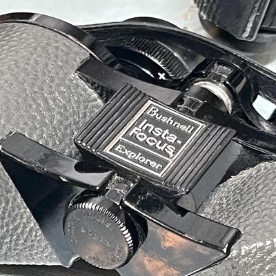 Lot 543 Tripod& Binoculars