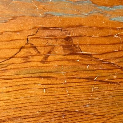 Lot 549 Western Decor