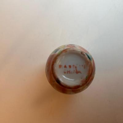 Lot 166. Asian-themed Collectibles