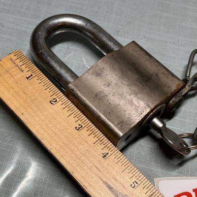 Lot 565 UPRR Padlock