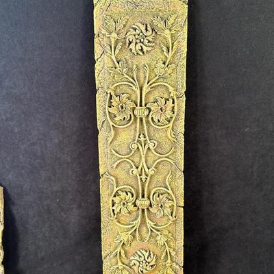 Lot 184. 5pc Cast Resin Wall Decor