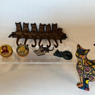 Lot 187. Cat Lover's Lot
