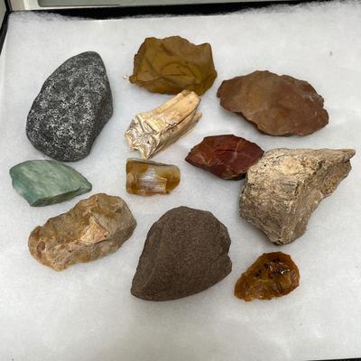 Lot 637 Window box with rock samples