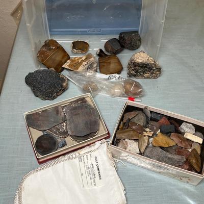 Lot 648 Rock specimines