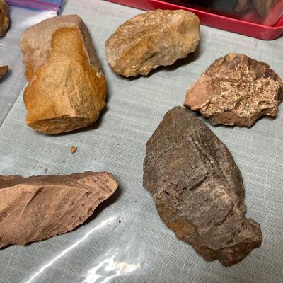 Lot 651 Even more rock specimines