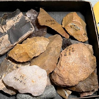 Lot 652 Unique rock specimines