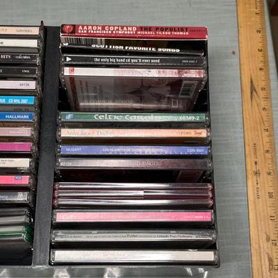 Lot 656 CDs collection