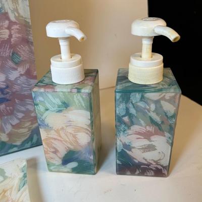 Lot 217. Floral Bathroom Accessories