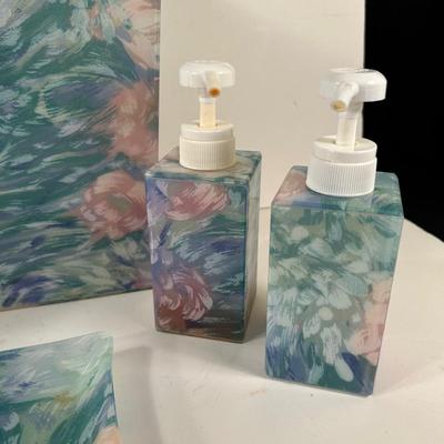 Lot 218. Floral Bathroom Accessories