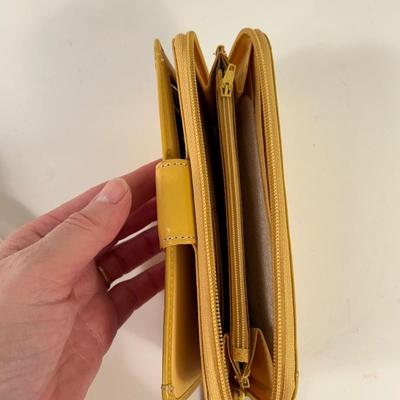 Lot 226. Wallet & Cosmetic Bags