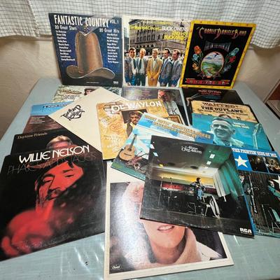 Lot 711 Country LPs
