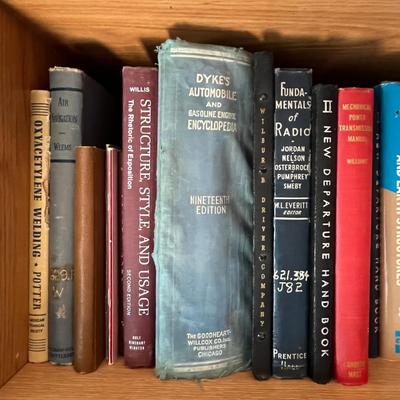 Lot 719 Books on engineering